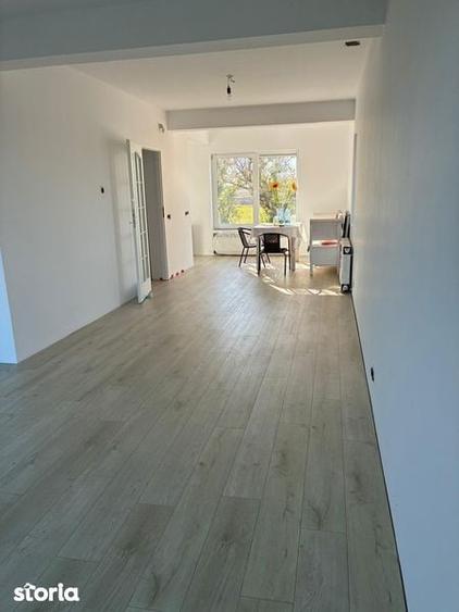 Casă cu 4 camere cu Teren 180 Mp în Central