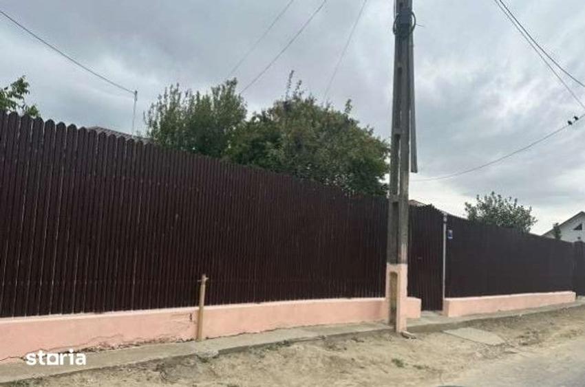 Casă cu 2 camere cu Teren 290 Mp în Vulturu