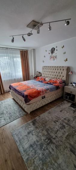 Gorjului Vanzare Apartament cu 2 camere renovat in totalintate - 2