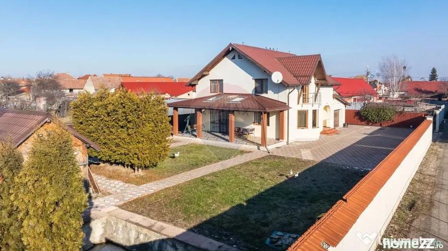 Casă cu 4 camere cu Teren 753 Mp în Prejmer