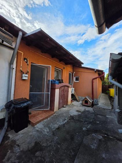 Casă cu 3 camere cu Teren 42 Mp în Central