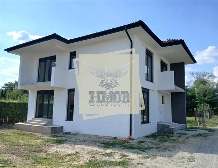 Casă individuală cu 5 camere cu Teren 275 Mp în Șelimbăr