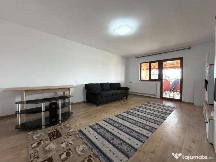 Casă cu 5 camere cu Teren 380 Mp în Chișoda