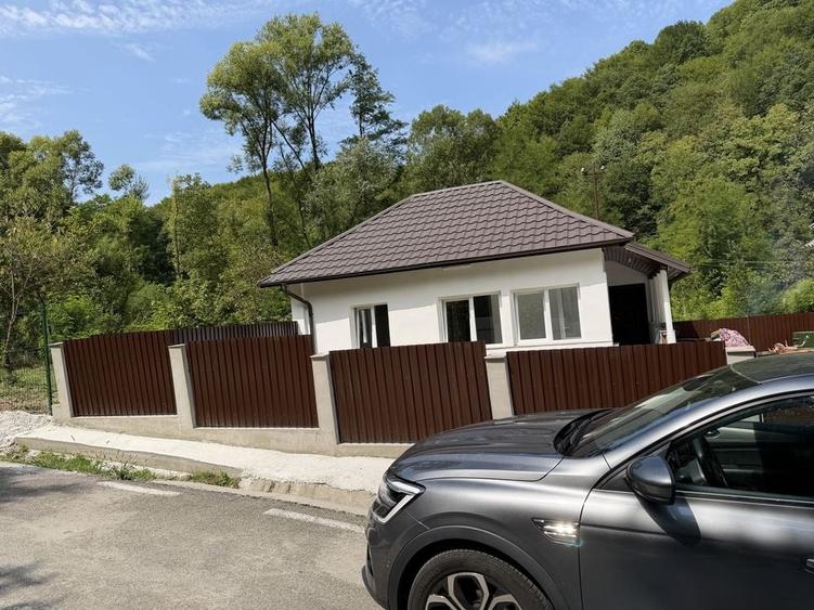 Casă cu 3 camere în Central