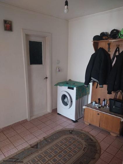 Apartament cu 2 camere decomandat în Vest