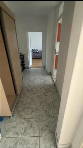Apartament cu 2 camere decomandat, mobilat în Brâncoveanu