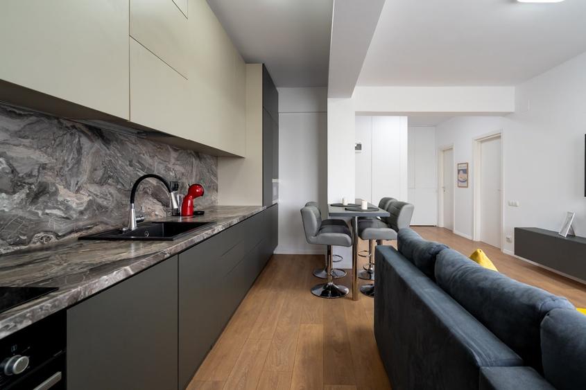 Apartament cu 2 camere semidecomandat, mobilat în Pipera
