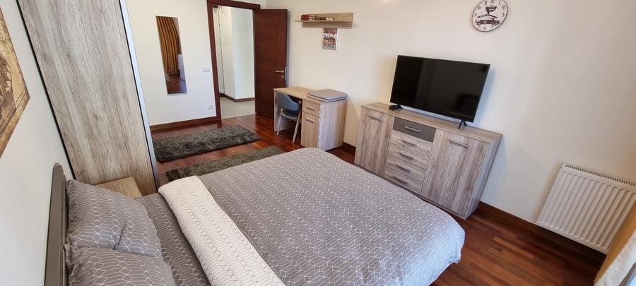 Apartament cu 2 camere semidecomandat în Dristor