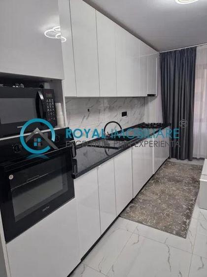 Apartament cu 3 camere decomandat, mobilat în Mihai Bravu