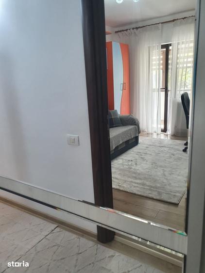 Apartament cu 3 camere în Faleza Nord