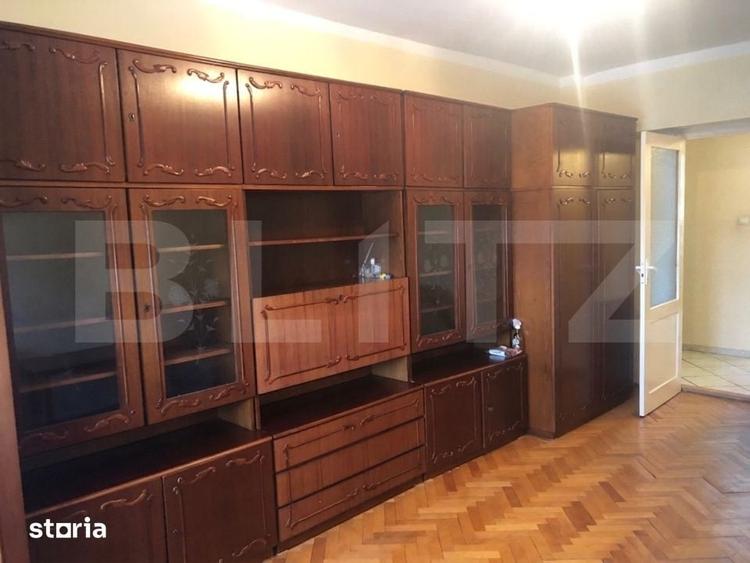 Apartament cu 3 camere decomandat în Central