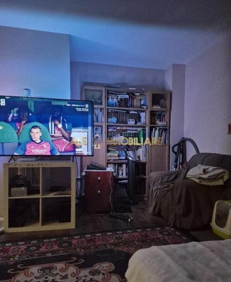 Casă individuală cu 4 camere cu Canalizare în Tunari