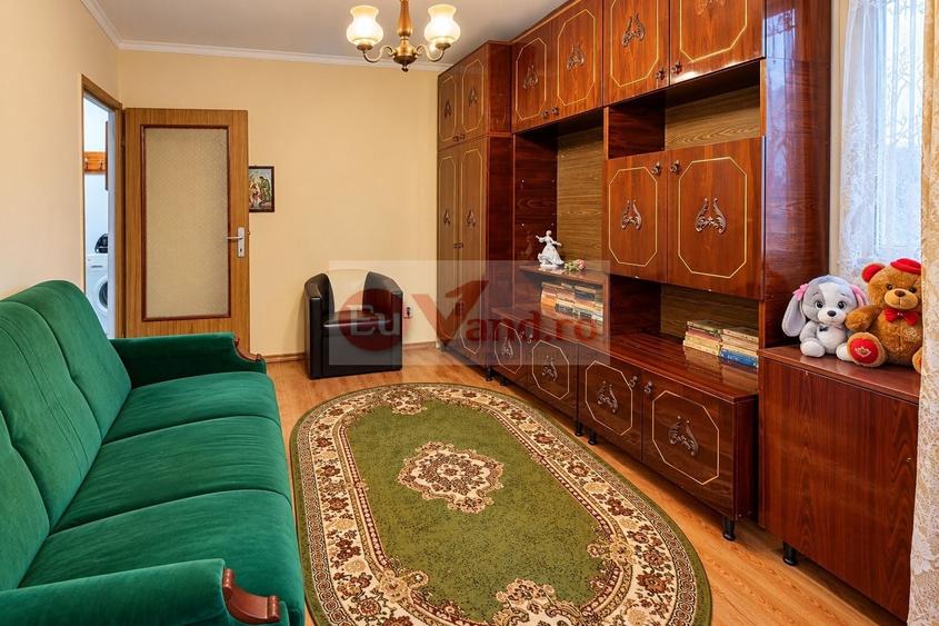 Apartament cu 2 camere decomandat în Micro 19