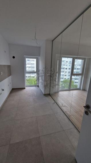Apartament cu 2 camere decomandat în Colentina