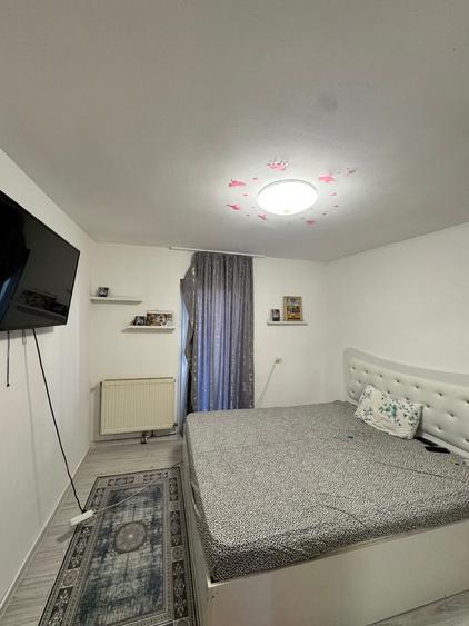 Casă cu 7 camere cu Canalizare în Chiajna