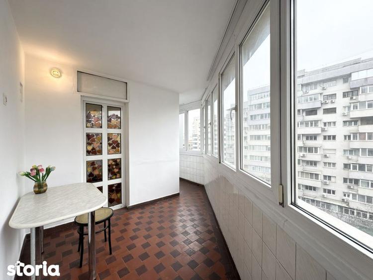 Apartament cu 4 camere semidecomandat în Grivița