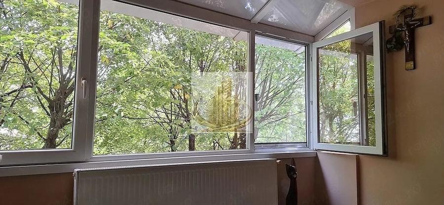 Apartament cu 2 camere semidecomandat în Tipografilor