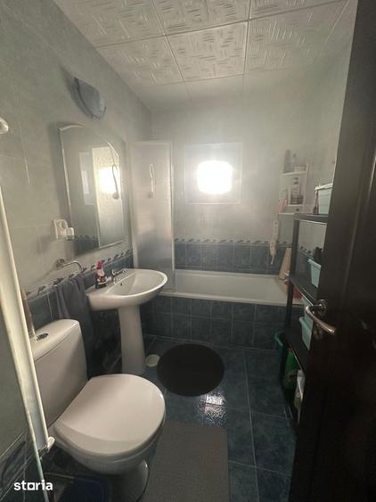 Apartament cu 3 camere decomandat în Frumoasa