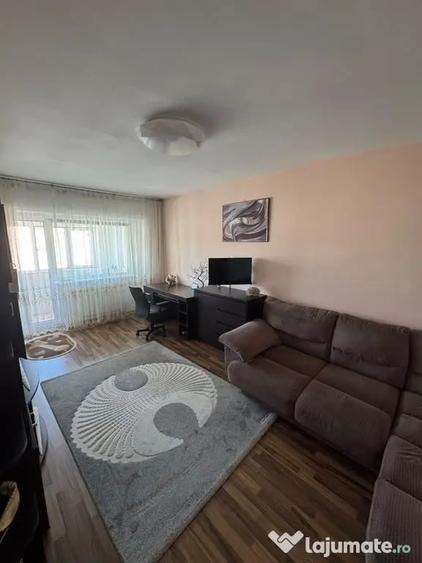 Apartament cu 2 camere decomandat în Capitol