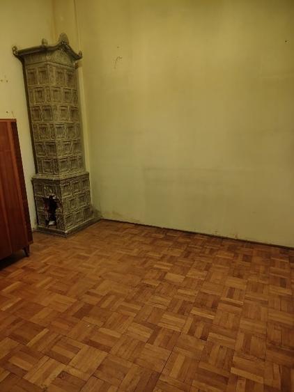 Casă cu 4 camere cu Canalizare în Cișmigiu