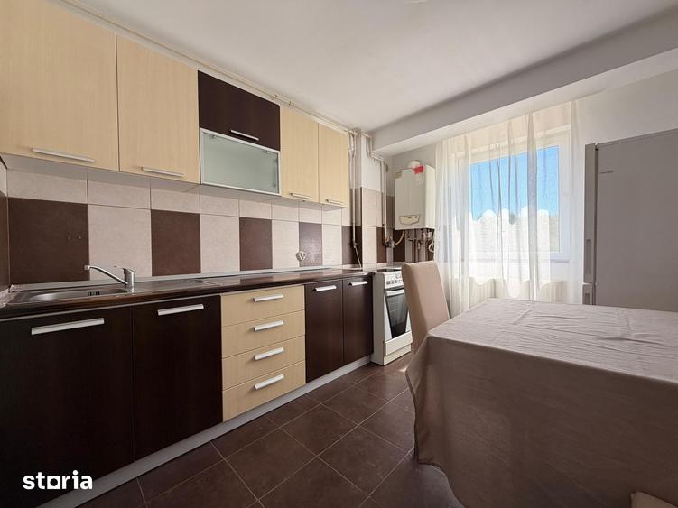 Apartament cu 3 camere în Republicii