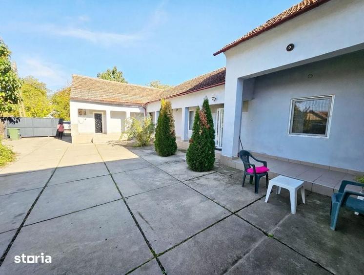 Casă cu 4 camere cu Teren 620 Mp în Frumușeni