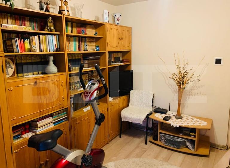 Apartament cu 3 camere decomandat, mobilat în Tudor