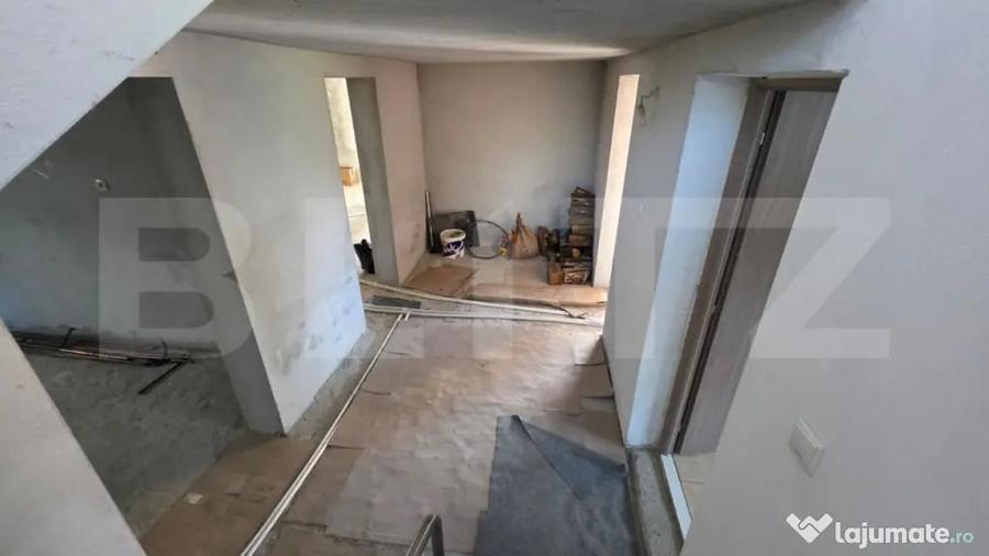 Casă cu 4 camere cu Teren 1000 Mp în Central