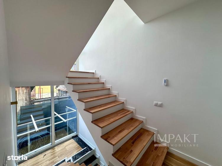 Casă cu 4 camere cu Teren 350 Mp în Iris