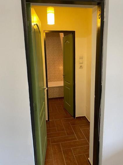 Apartament cu 2 camere decomandat, mobilat în Calea Călărașilor
