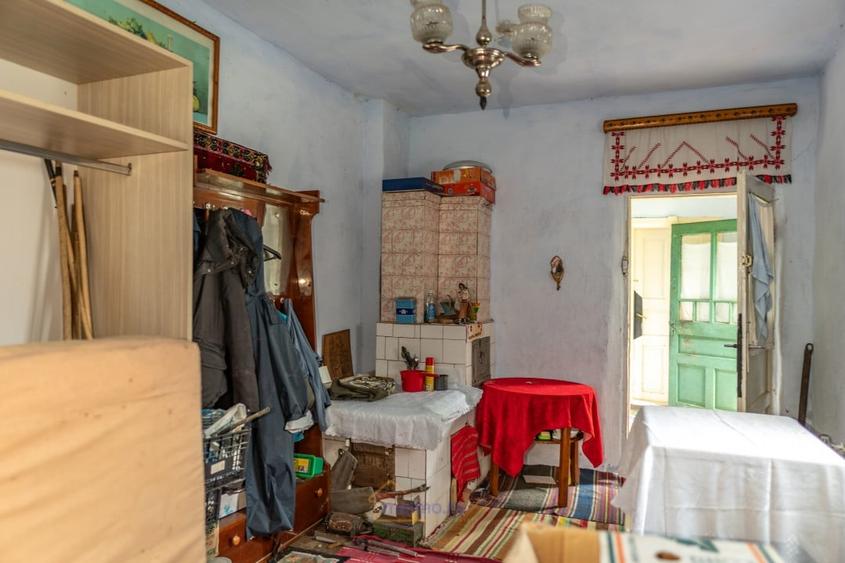Casă individuală cu 3 camere cu Teren 1010 Mp în Măgirești