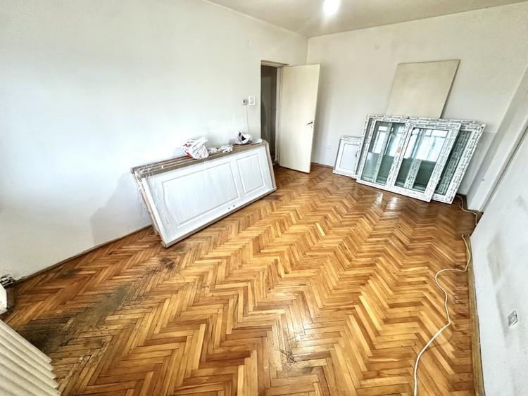 APARTAMENT 2 CAMERE I CETATE ZONA CLOSCA I NERENOVAT I BLOC CARAMIDA I - 6