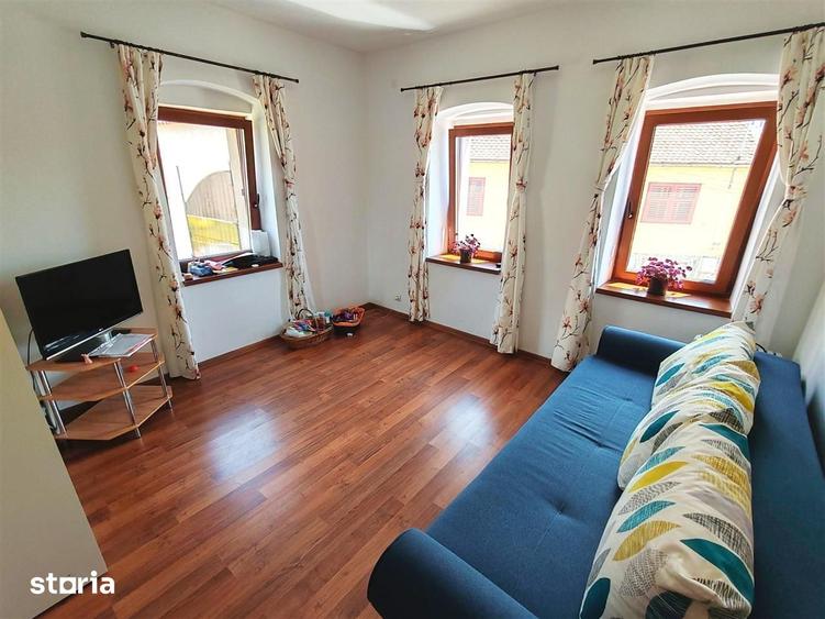Casă cu 3 camere cu Teren 1147 Mp în Șelimbăr