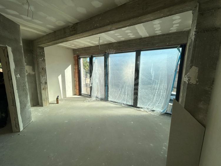 Spațiu comercial, de 160 mp, în Cantacuzino