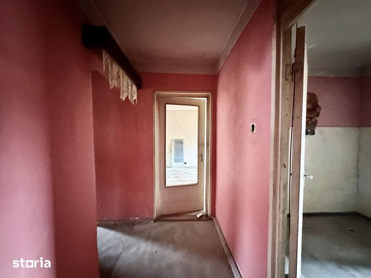 Apartament cu 3 camere decomandat în Soarelui
