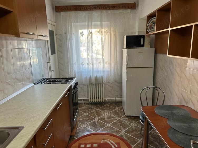 Apartament cu 3 camere decomandat în Dorohoi