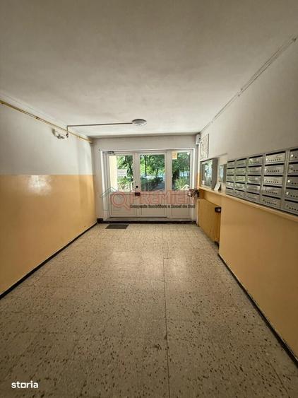 Apartament cu 3 camere decomandat în Alexandru Obregia