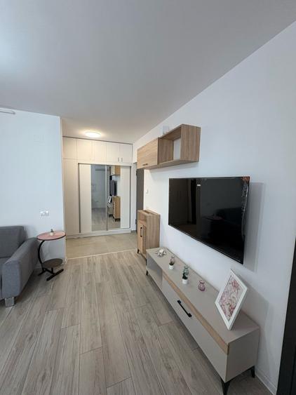 Apartament cu 2 camere semidecomandat, mobilat în Drumul Taberei