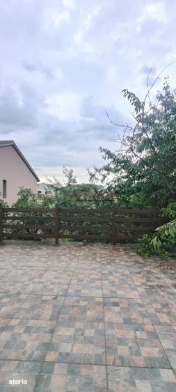 Casă cu 4 camere cu Teren 200 Mp în Berceni