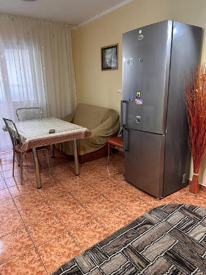 Apartament cu 2 camere decomandat în Horia