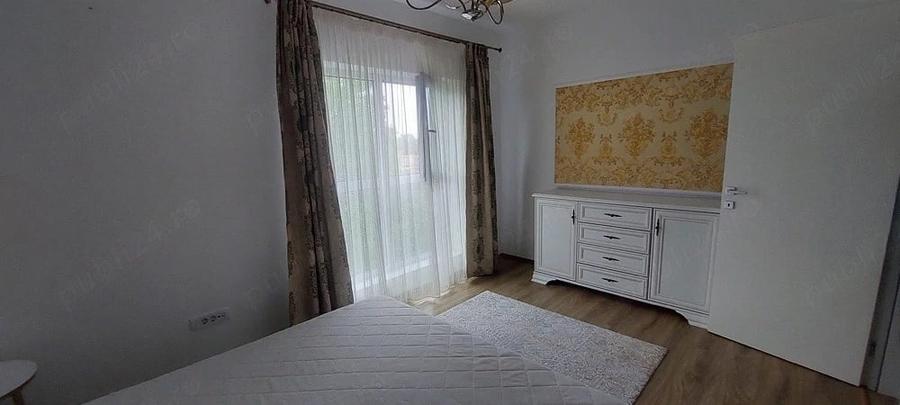 Apartament cu 2 camere semidecomandat în Lipovei