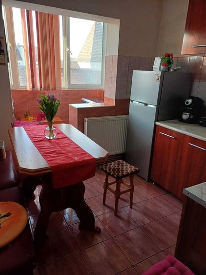 Apartament cu 2 camere decomandat în Tineretului