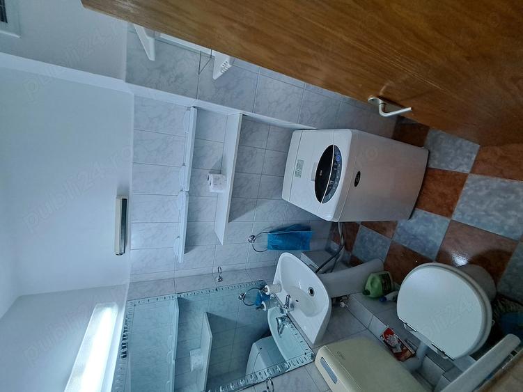 Apartament cu 3 camere decomandat în Unirii