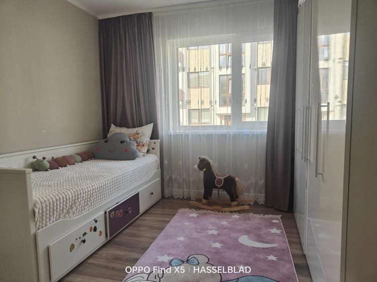 Apartament cu 3 camere decomandat în Apahida