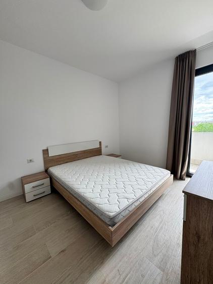 Apartament cu 3 camere în Torontalului