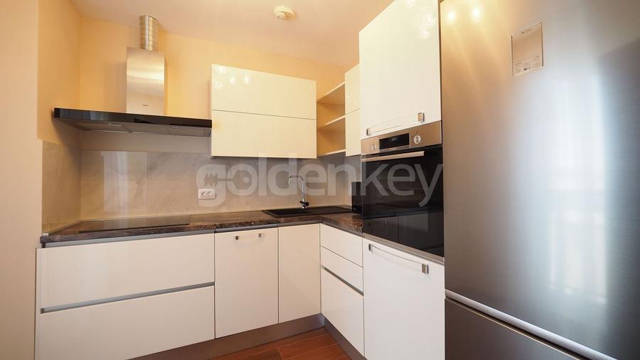 Apartament cu 3 camere semidecomandat, mobilat în Herăstrău