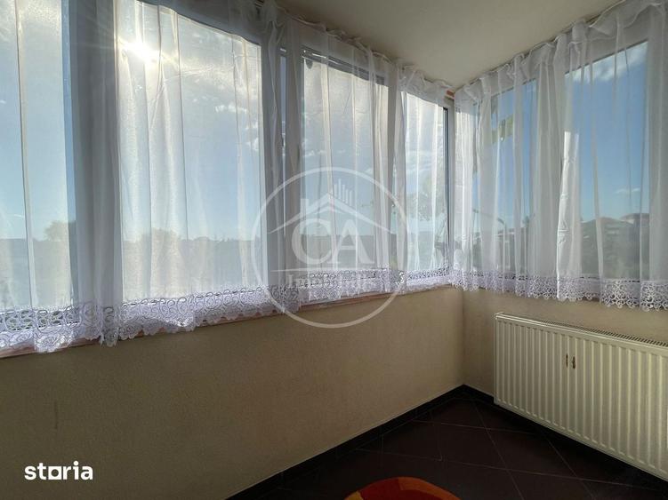 Apartament cu 3 camere decomandat în Nufărul