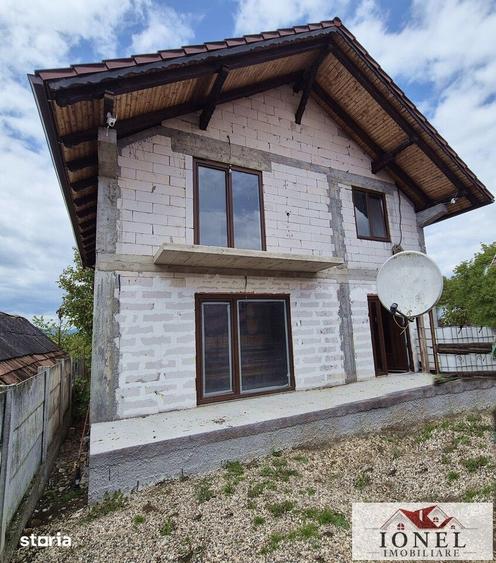 Casă cu 6 camere cu Teren 804 Mp în Aiud