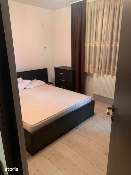 Apartament cu 3 camere decomandat în Florești