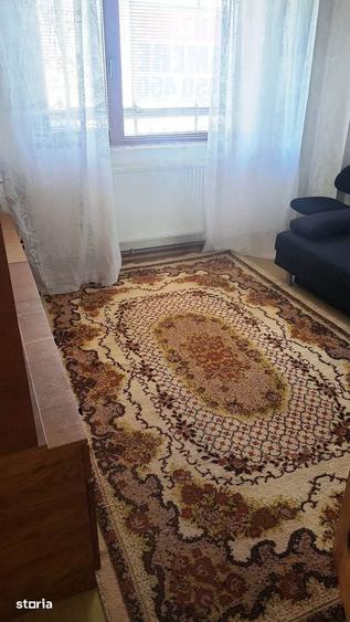 Apartament cu 4 camere decomandat în Ultracentral